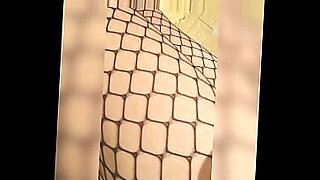 विदेशी सुंदरी शीना बुगिल का आकर्षक वीडियो मन मोह लेगा।