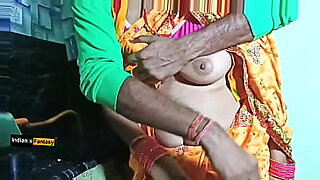 Coppia indiana romantica e soft si gode succhiare tette e intimità