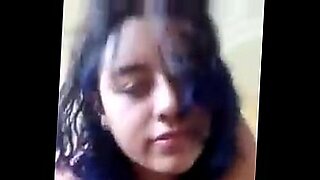 Bokeh-gefilterde video van Livia die plast