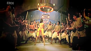 Katrina Kaif's sensuele Baliwad-optreden in een XNX-film.