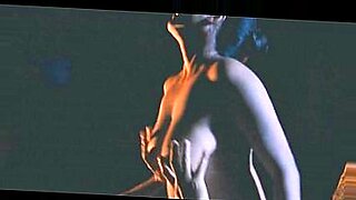 शॉन री की विशेषता वाले गर्म सेक्स वीडियो गर्म हैं।
