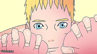 Naruto i Sasuke angażują się w zmysłowe akty, przerywając swoją rywalizację.