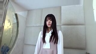 Atemberaubende asiatische Schönheit bekommt anale Freude in HD