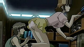 Ein Cartoon-Hentai-Video mit einer Stiefschwester, die Hilfe sucht und sexuelle Aktivitäten ausübt.