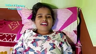 Les vidéos XXX de Tamanna Bhatiya sont captivantes et séduisantes.