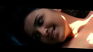 Priyanka Chopra estrela um vídeo quente em SX XXXSXX.