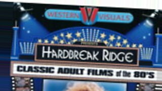 Hardbreak Ridge bietet interrassischen Sex mit kantigem Darsteller.