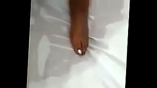 Ugandyjska gwiazda porno Kachabali w intensywnej akcji.