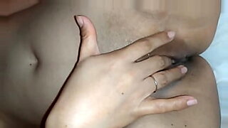 कामुक श्री लाका वीडियो में भावुक सेक्स का प्रदर्शन।