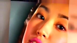Video fetish raksasa Jepang vintage yang menampilkan Moon Princess