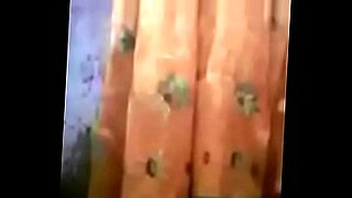 Tamilische Schulmädchen entblößen alles in heißem Video