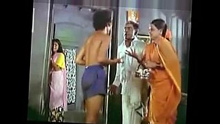 Namiętny film Tamil przedstawia gorące sceny z udziałem namiętnych aktorów.