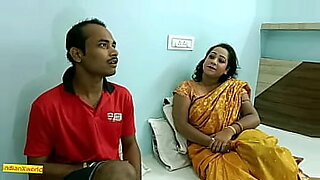 तमिल रोमांस आदियो वीडियो: कामुक और मनोरम
